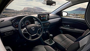 VERSION E2P - PLANCHE DE BORD NOIRE - BVM6 - CLIMATISATION AUTOMATIQUE - ECRAN D'ACCUEIL - VERSION FRANCAISE