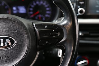 Halvkombi Kia Picanto 16 av 23