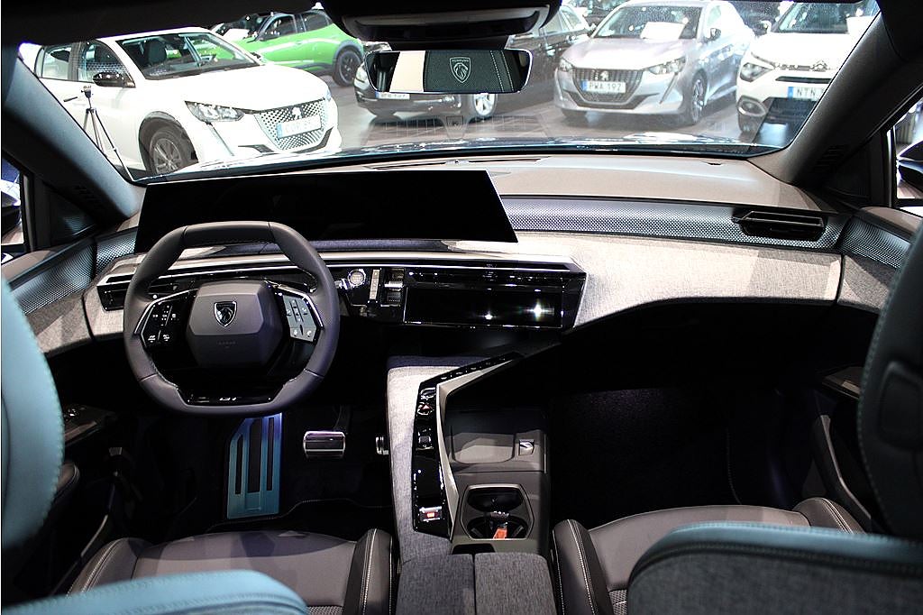 Bild på Peugeot 3008 Hybrid GT Aut - DEMO