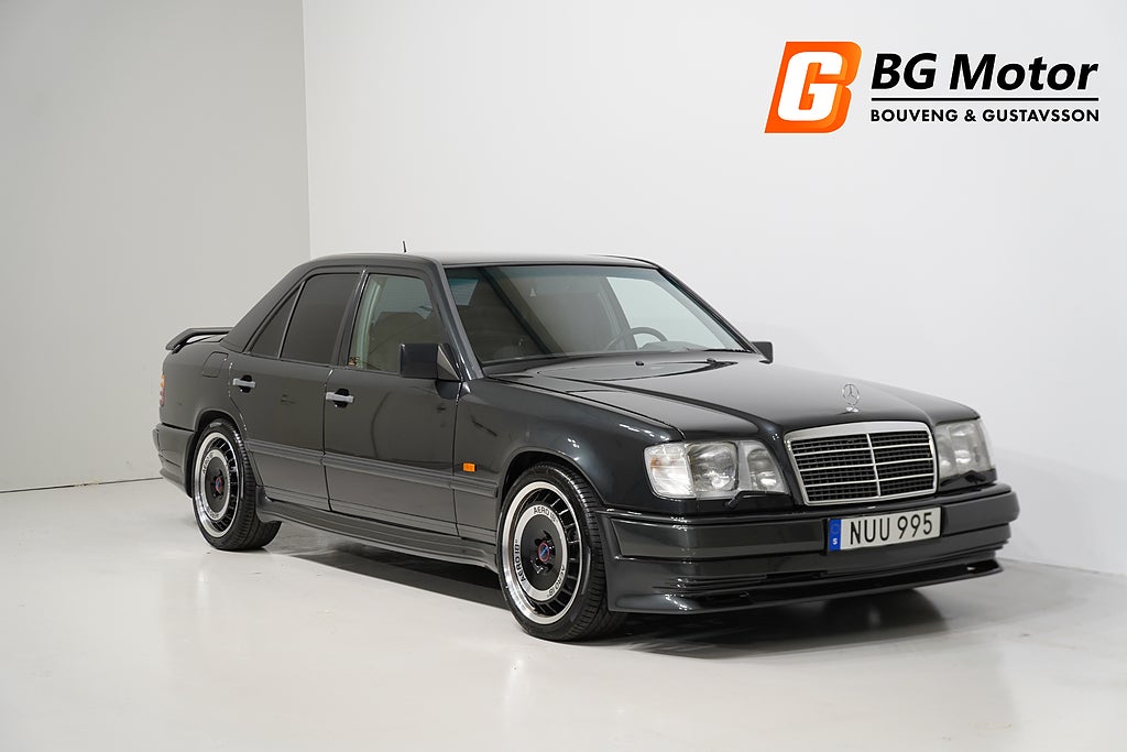 Mercedes-Benz 300 E 4MATIC 180HK W124 Aut Svensksåld/Nybes