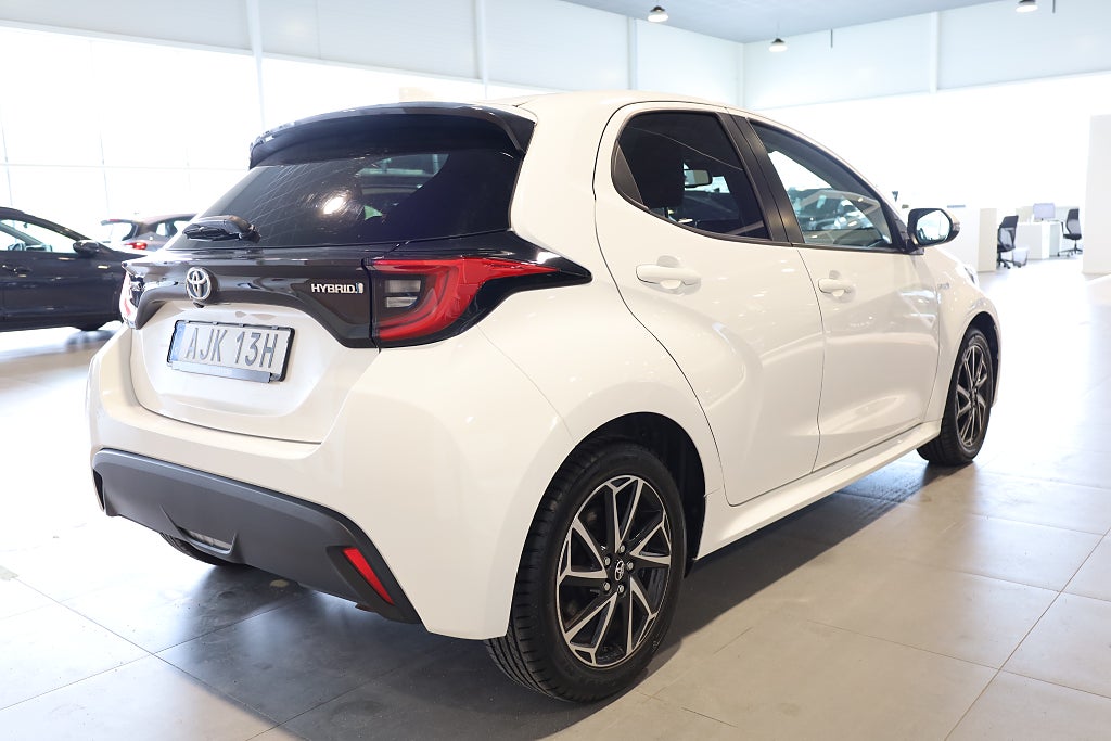 Toyota Yaris 1,5 Hybrid CVT Active Plus Kamera 2021