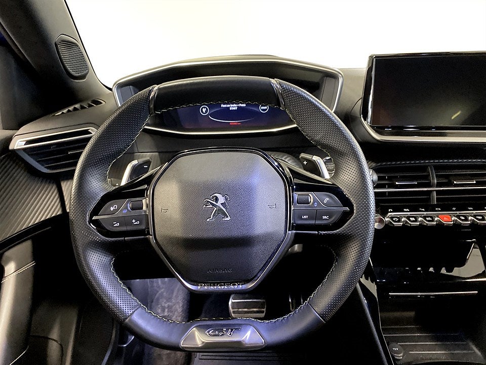 Bild på Peugeot 2008 GT 1.2 PT 130hk Aut - CARPLAY, BACKKAMERA