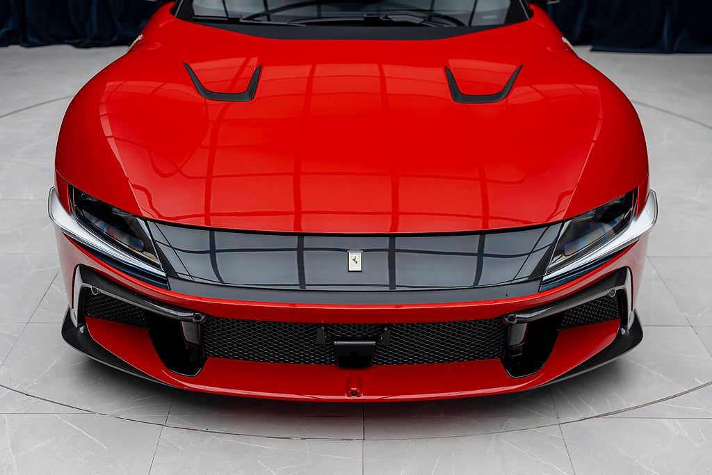 Ferrari 12Cilindri Coupe 6.5 V12 Rosso Corsa EXT/INT kolfiber MOMS LEASB