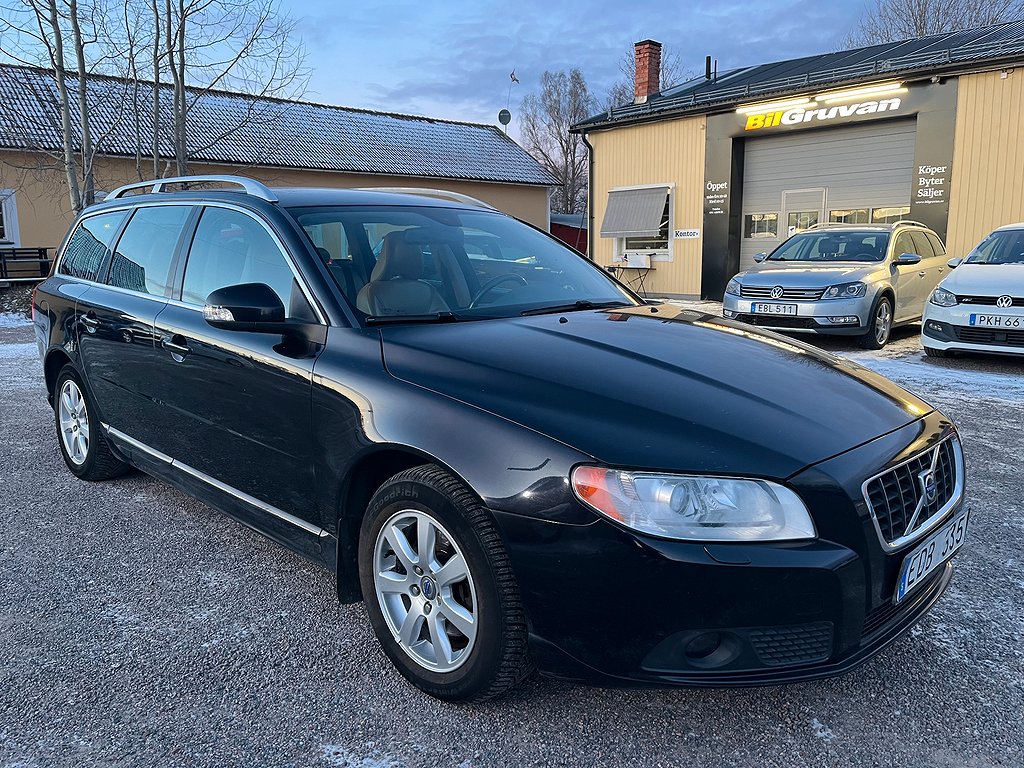 Volvo V70 2.0 F  Summum Drag/M-värmare