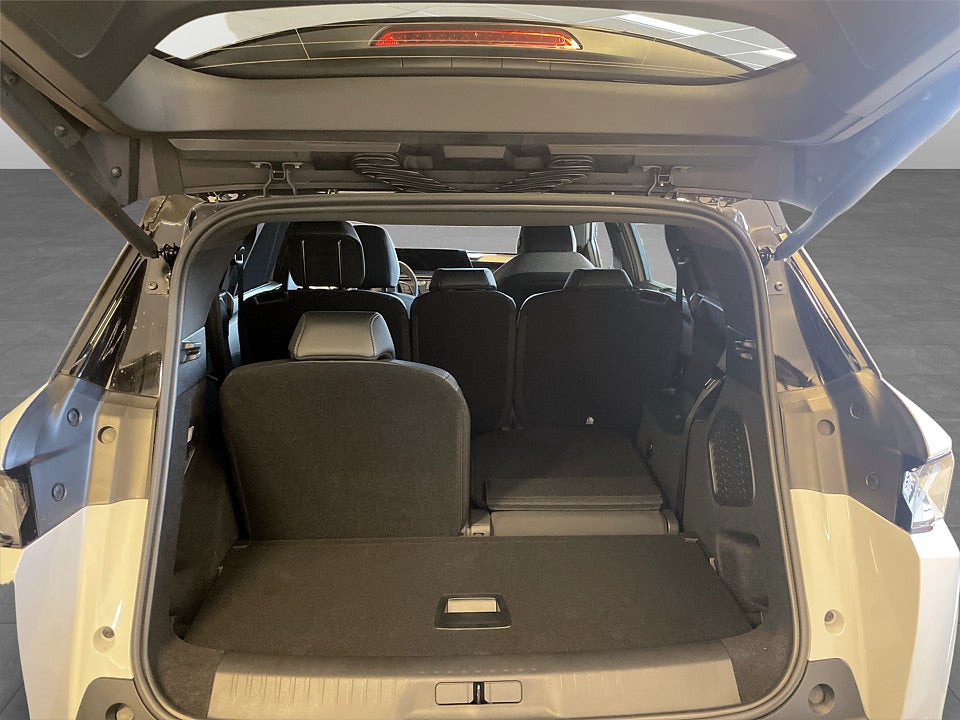 Bild på Peugeot E-5008 Winter Edition - DEMO