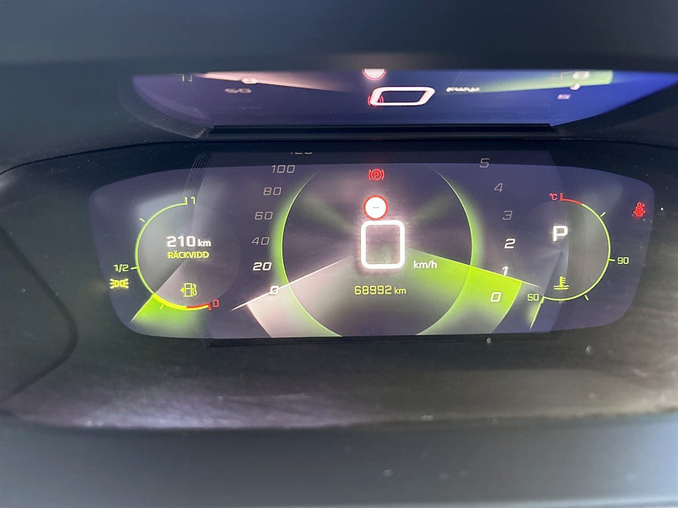 Bild på Peugeot 2008 GT 1.2 PT 130hk Aut B-KAMERA CARPLAY