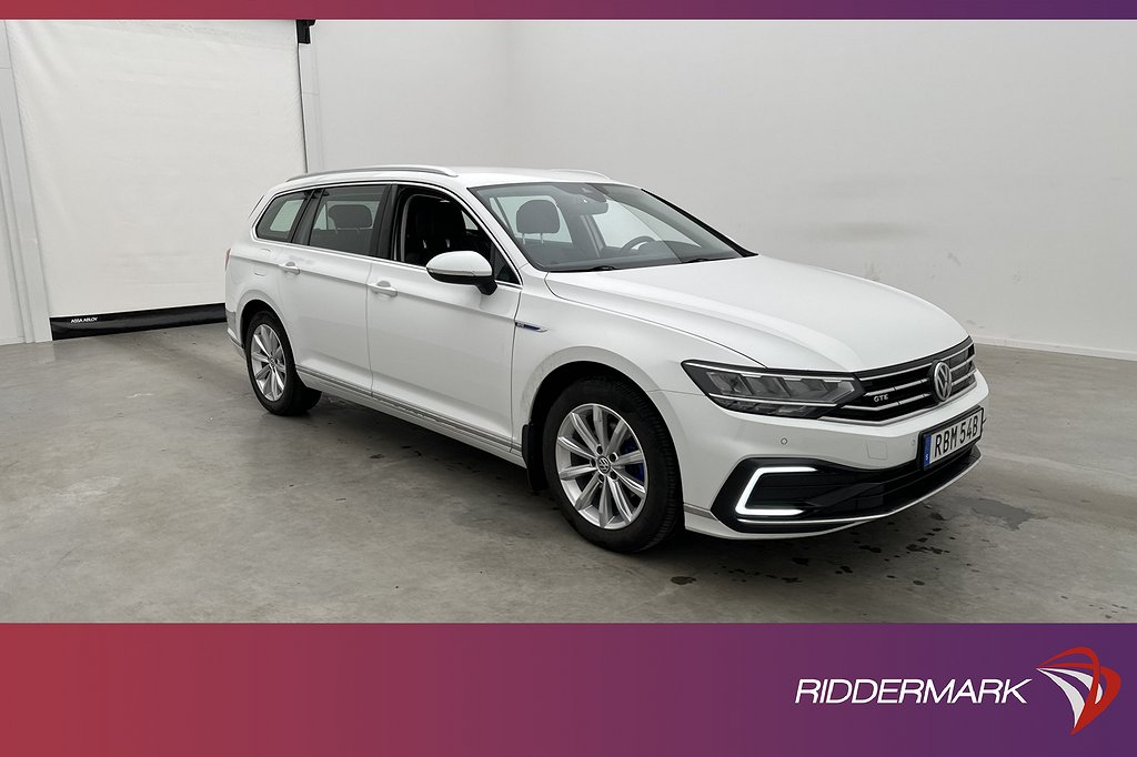 Volkswagen Passat GTE 218hk Värmare Kamera Navi Drag MOMS