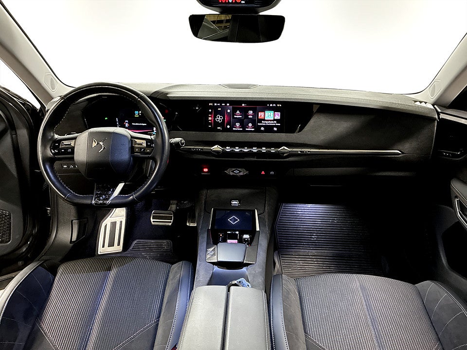 Bild på DS 4 E-Tense P.Line+ PHEV 225hk Aut B-KAMERA CARPLAY