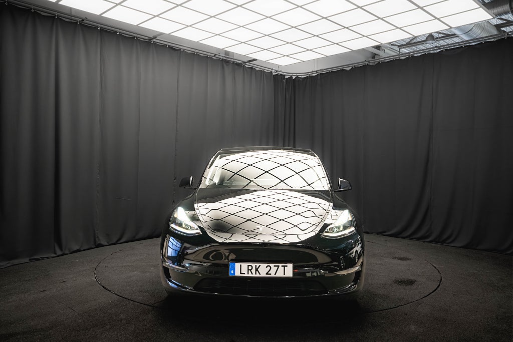 Tesla Model Y Long Range AWD DRAG PANO LÄDER 1-ÄGARE BATTERITEST MOMS