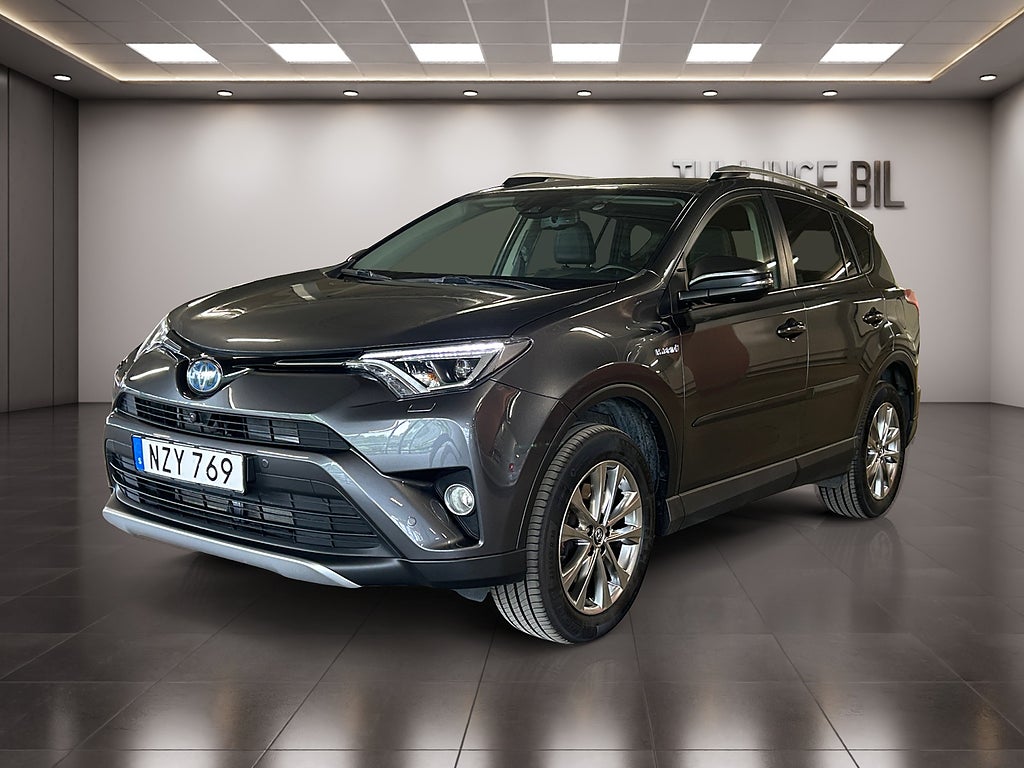 Toyota RAV4 Hybrid 2.5 AWD Executive 360°-kamera Helläder 3,45%