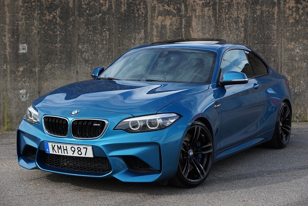 BMW M2 Manuell LCI 370hk|Låga Mil|1-Ägare|H&K|Lucka|SE SPEC|