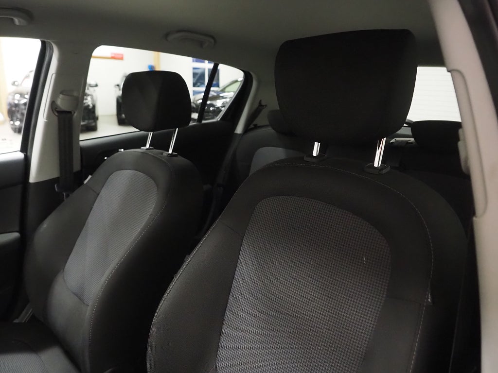 Hyundai i20 1.2 84hk Select Go! Edition Dragkrok Motorvärmare 2015