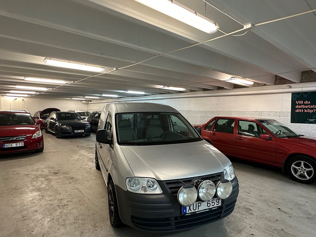 Volkswagen Caddy Kombi 1.9 TDI DPF 8v. Automat.6 Månaders Garanti