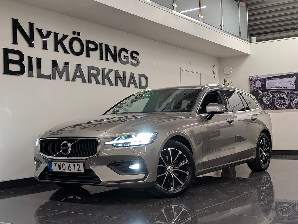 Volvo V60 D4 190hk Momentum Euro 6 Backkamera GPS Carplay