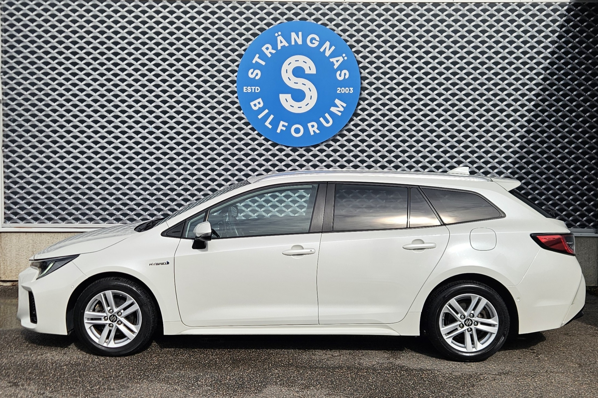 Suzuki Swace 2023, bild 6/10