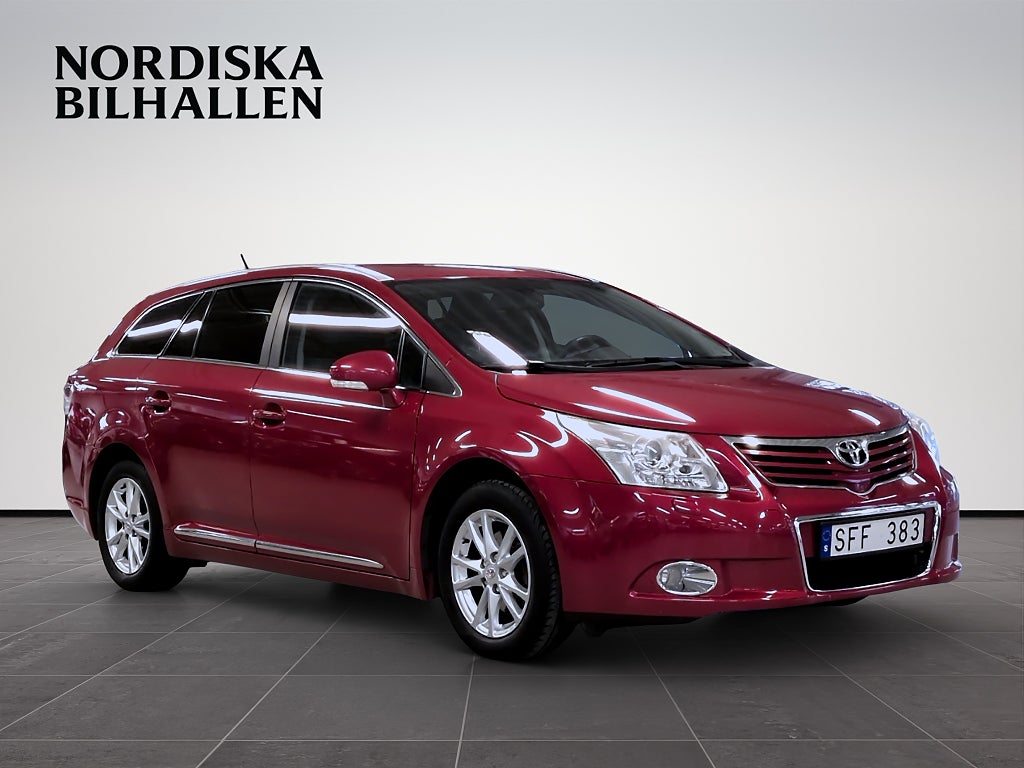Toyota Avensis Kombi 2.0 Business Kamera Värmare Dragkrok