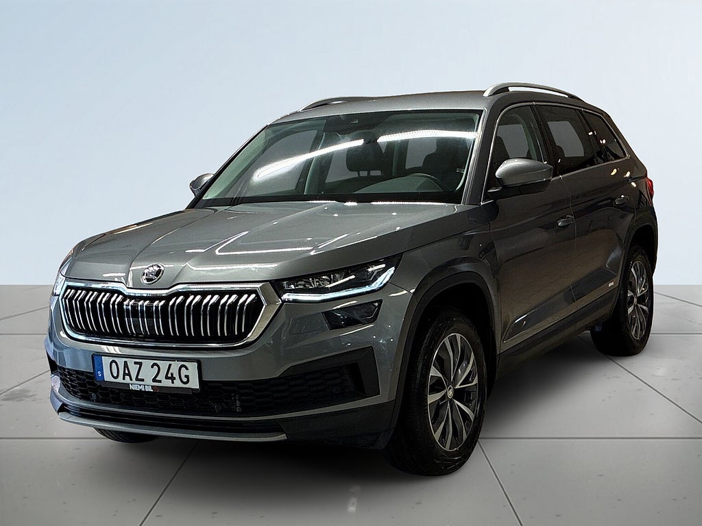 Skoda Kodiaq 2.0 TDI 4x4 Style Drag Dvärmare Backkamera CarPlay S&V