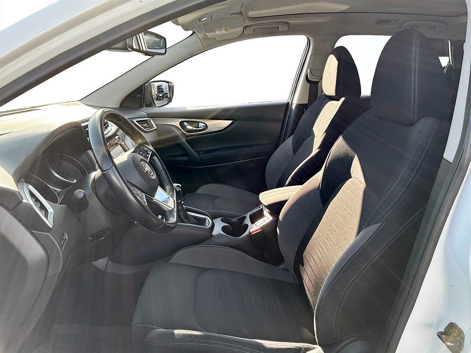 Bild på Nissan Qashqai N-Connecta 1.2 DIG-T 115hk BACKKAMERA