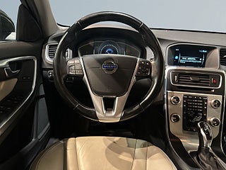 Volvo V60 D3 Ocean Race Business Edit Pvärm Skinn Psens SoV – bild 9