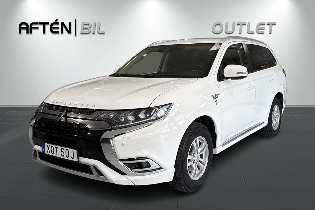 Mitsubishi Outlander PHEV AWD Fleet Edition Dragkrok B-kam Carplay Keyless