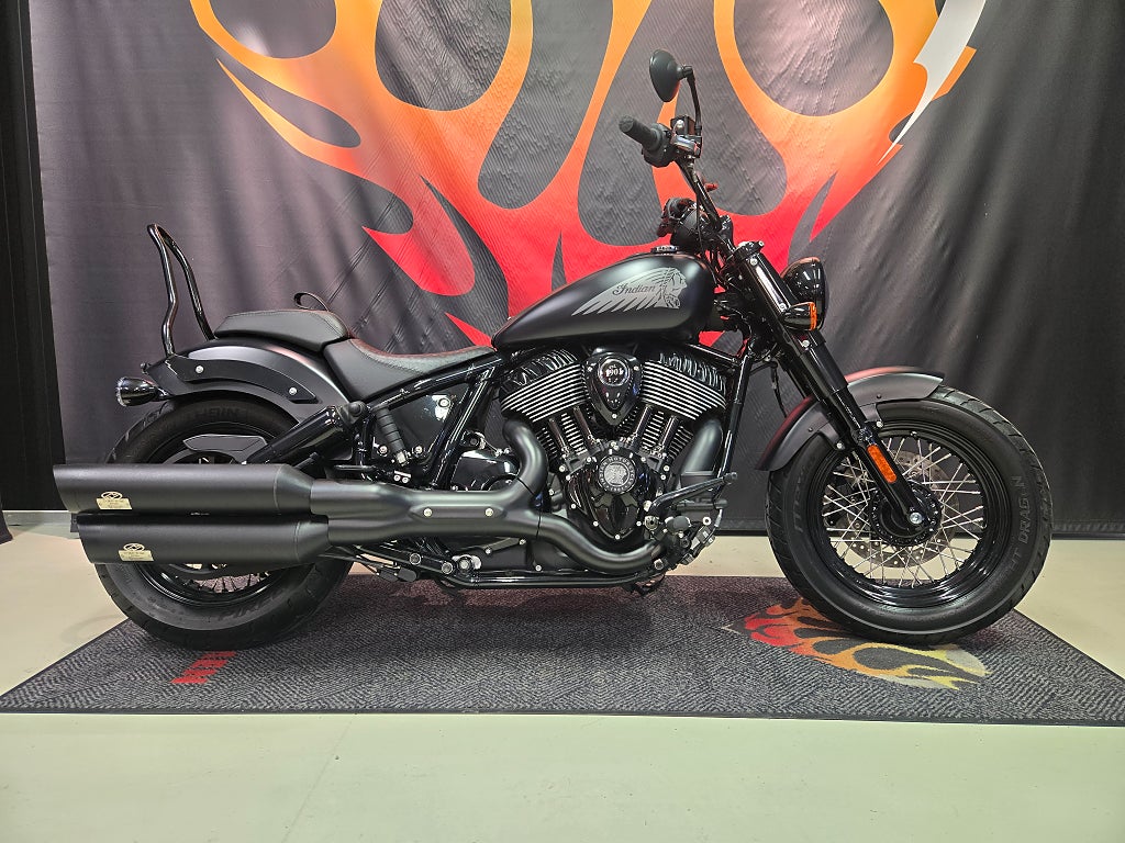 Indian CHIEF BOBBER DARK HORSE 