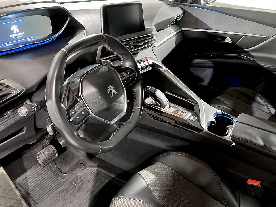 Bild på Peugeot 3008 Allure 1.2 PT 130hk Aut - ACC, DRAG