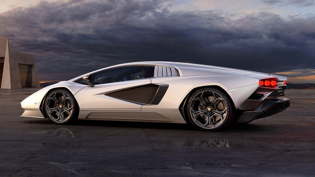 Lamborghinin Countach levereras till de första kunderna under nästa år. Foto: Lamborghini