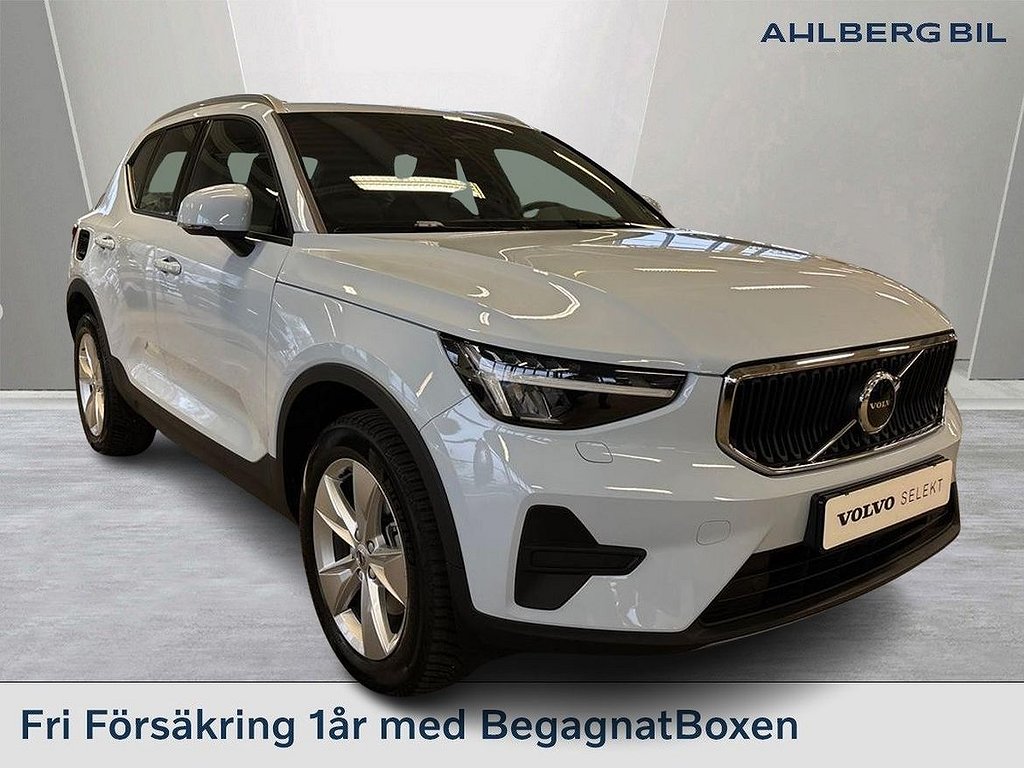 Volvo XC40 B4 FWD Bensin Core SE II, Förarstöd, Parkeringskamera Bak, Baklu