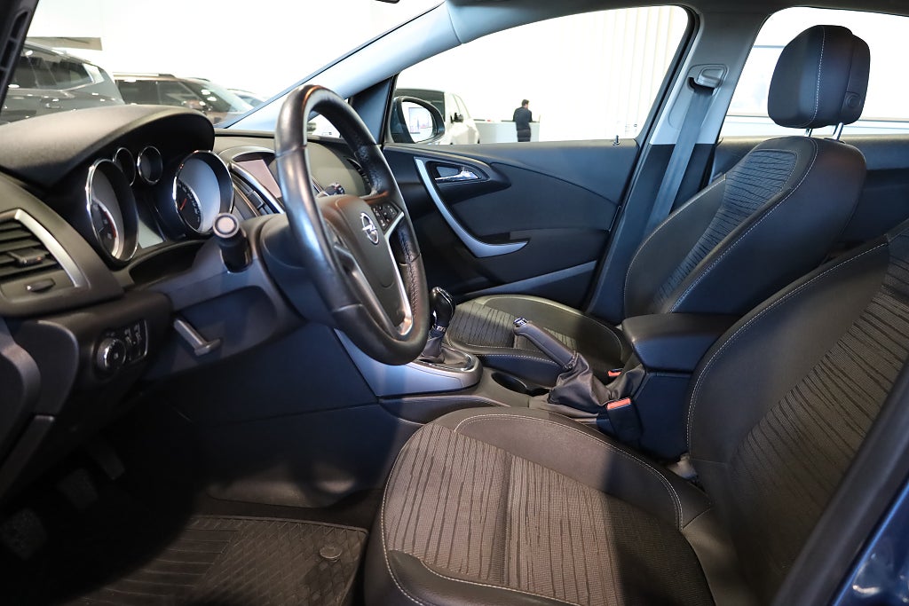 Opel Astra 1.4 Turbo ecoFLEX Enjoy Drag Blåtand Rattvärme 2015