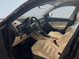 Skoda Kodiaq 2.0 TDI 4×4 Drag Navi S&V-däck Canton-ljud Mvärm CarPla – bild 5