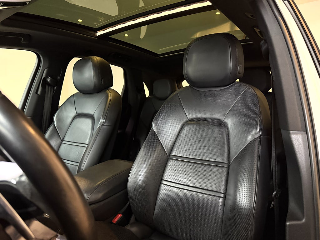 Porsche Cayenne TipTronic S 340HK PANORAMA BOSE LÄDER VÄRMARE