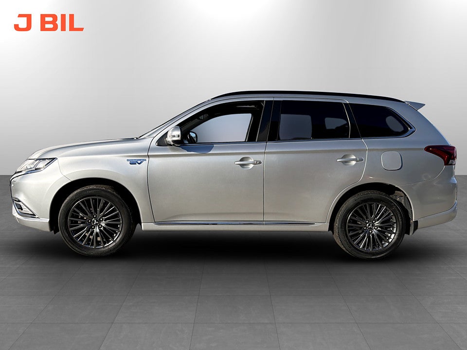 Bild på Mitsubishi Outlander PHEV CVT 224hk Aut AWD BACKKAMERA