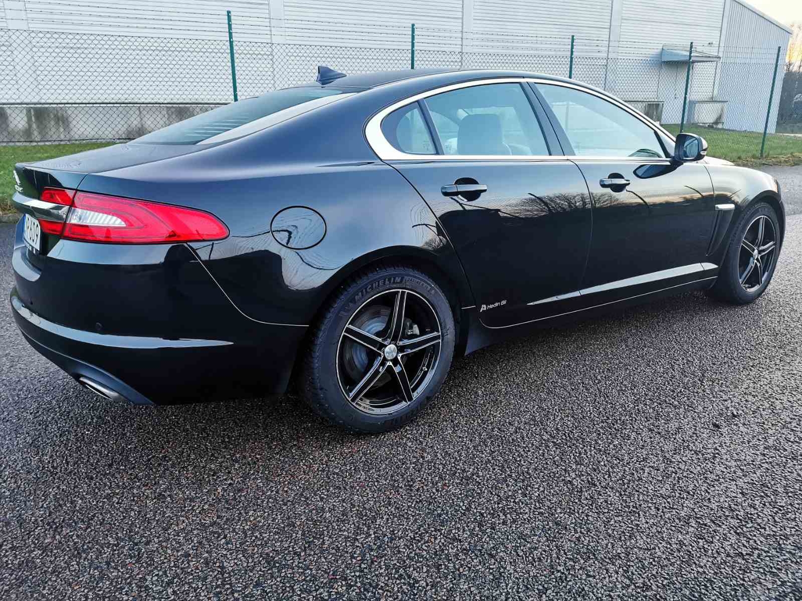 Jaguar XF 2.2 TDi4 Automat Alcantara 2015, bild 5/48