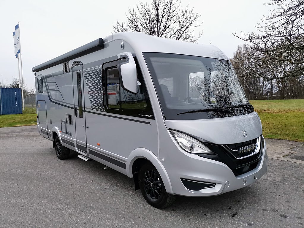 Hymer B-MC I 680 Blackline