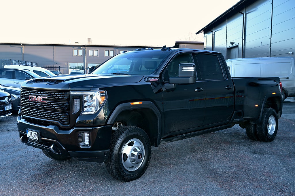 GMC Sierra Denali 3500 HD 6.6 V8 Duramax 4WD MOMS Nyservad 451hk