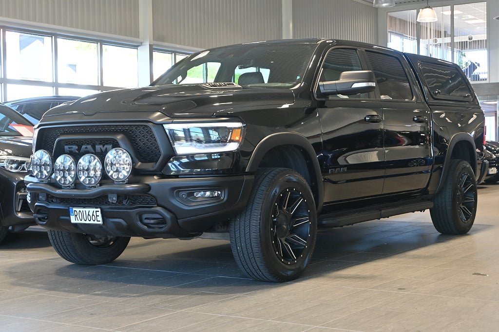 RAM 1500 Crew Cab V8 HEMI Rebel Sport HUD Luftfjädring 