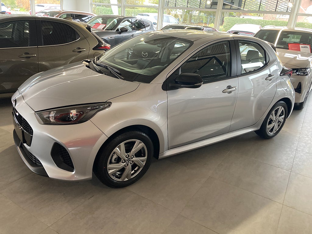 Mazda 2 Hybrid Exclusive Line