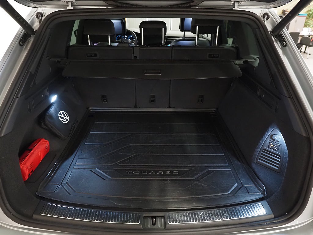 Volkswagen Touareg 3,0 V6 TDI 286HK R-Line 4M |Final Edition|Innovation| 2026