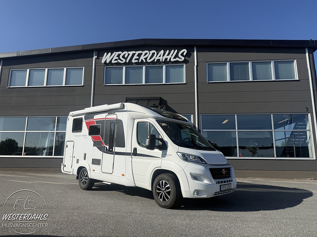 Bürstner 590 Travel Van (Under 6m)