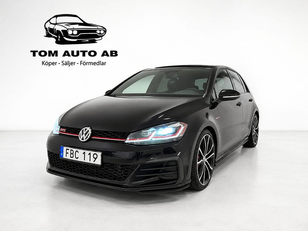 Volkswagen Golf 5-dörrars GTI Performance 2.0 TSI  Panorama CarPlay 