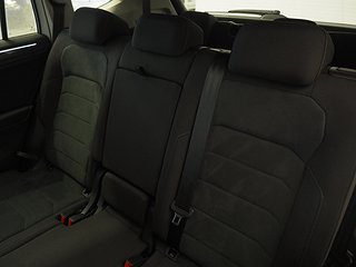 SUV Volkswagen Tiguan 14 av 23
