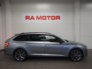 Kombi Skoda Superb 4 av 25