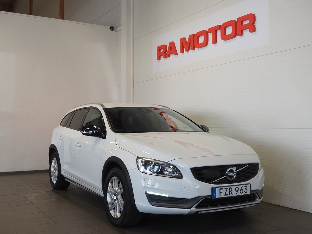 Volvo V60 Cross Country D4 AWD Geartronic Momentum BE Drag 2016