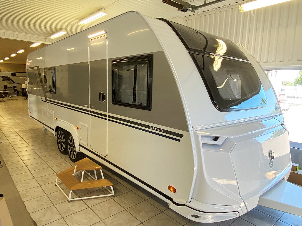 Knaus Sport 650 UFK Demo vagn