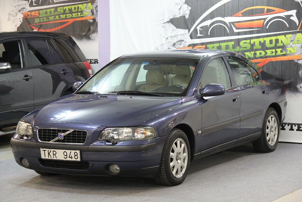 Volvo S60 2.4 AUTOMAT BUSINESS 170HK BESIKTAD NY SERVAD KAMREM BYT