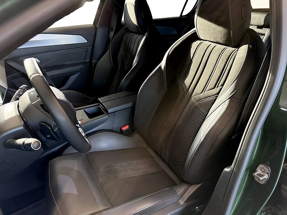 Bild på Peugeot 308 5D GT 1.2 PT 130hk Aut - 360,ELSTOL,CARPLAY