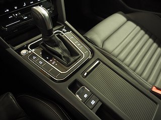 Kombi Volkswagen Passat 25 av 27