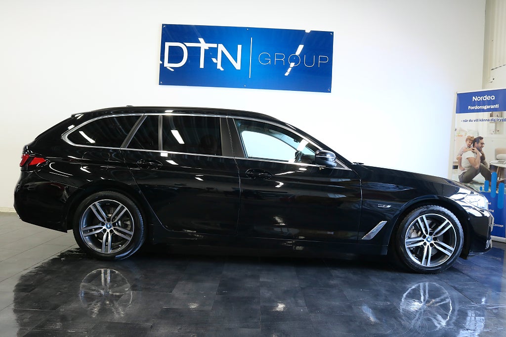 BMW 530e xDrive/Touring/Steptronic/VÄLUTRUSTAD/FULLSERVAD/KAMERA