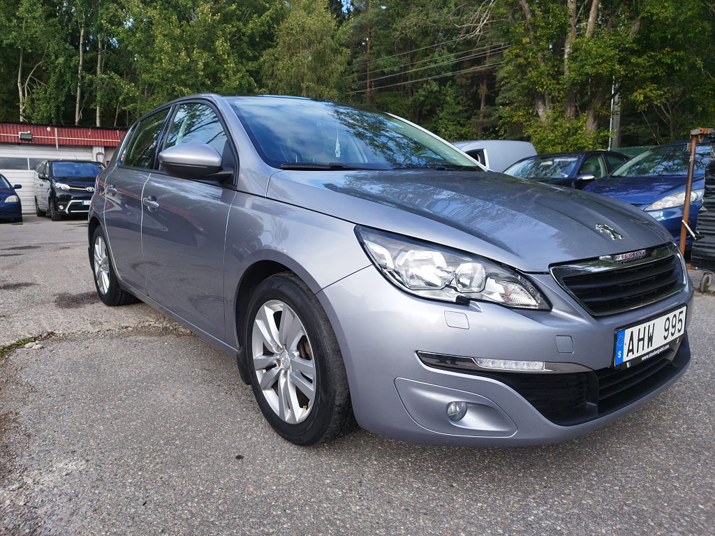 Peugeot 308 1.6 THP Active Euro 5, 10400 mil, Ny besiktad