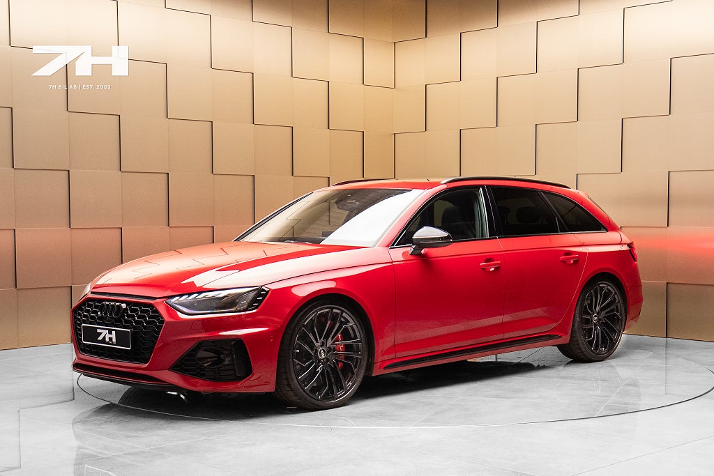 Audi RS4  Avant HuD / Pano / B&O / HuD